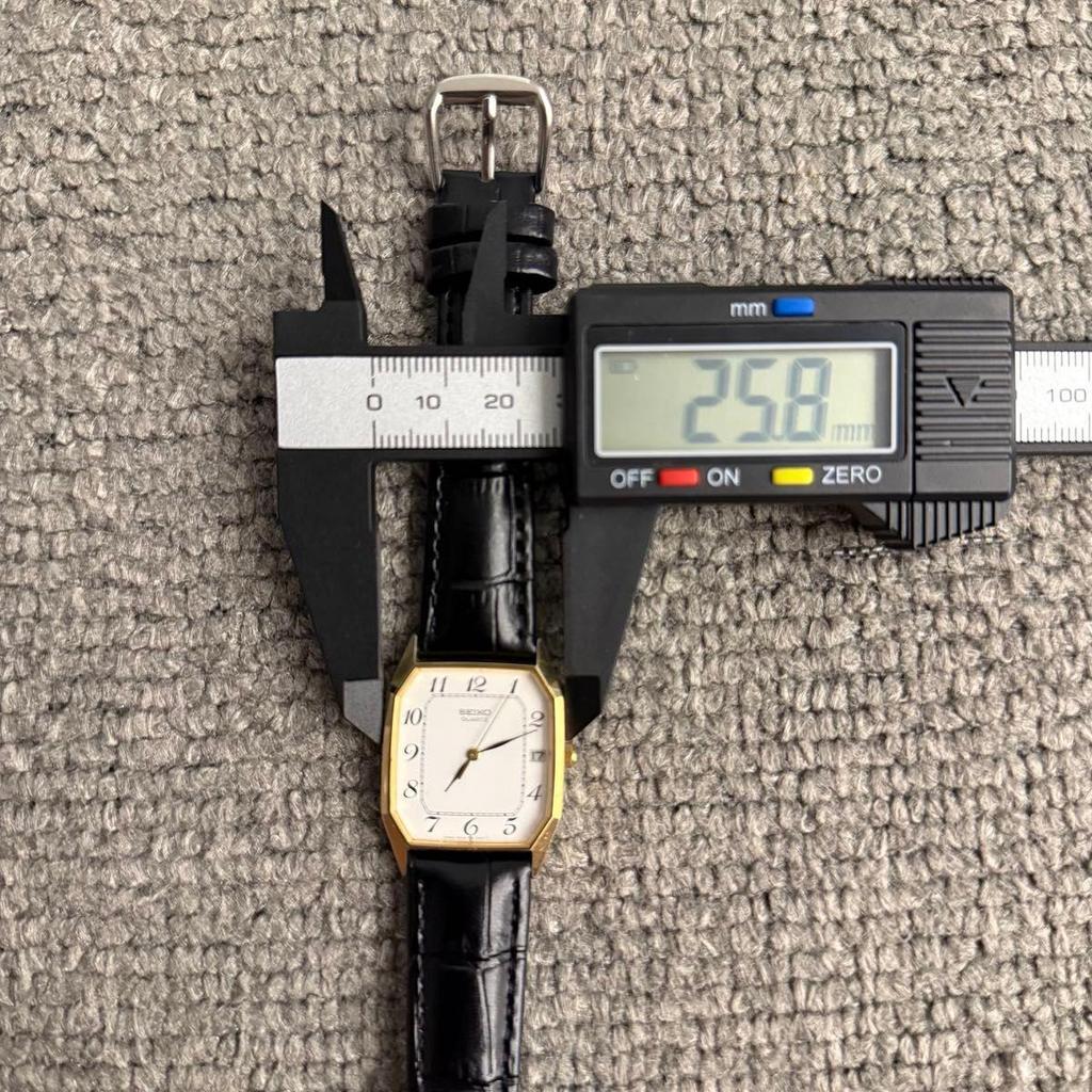 Used Operation 86s Vintage Seiko Date Tank Men's Watch Qz Square