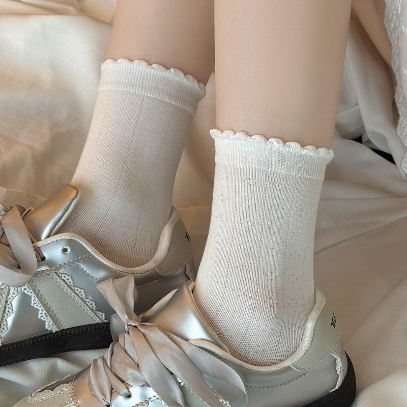 Female Spring and Autumn White Pure Cotton All Go Boneless Month Son In The Tube Pile Socks