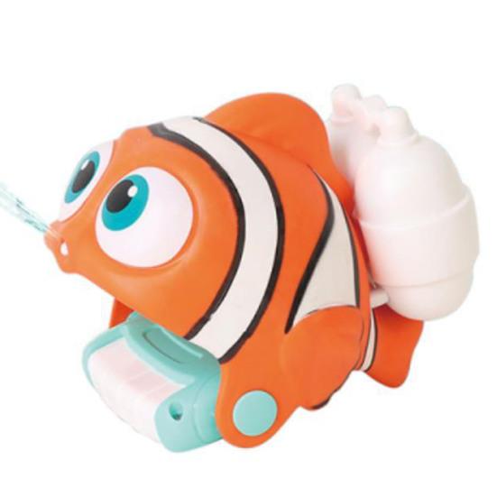 Practical Easy-using Play Bright Color Crocodile Shape Kid Water Splashing Toy Supply Sprayer