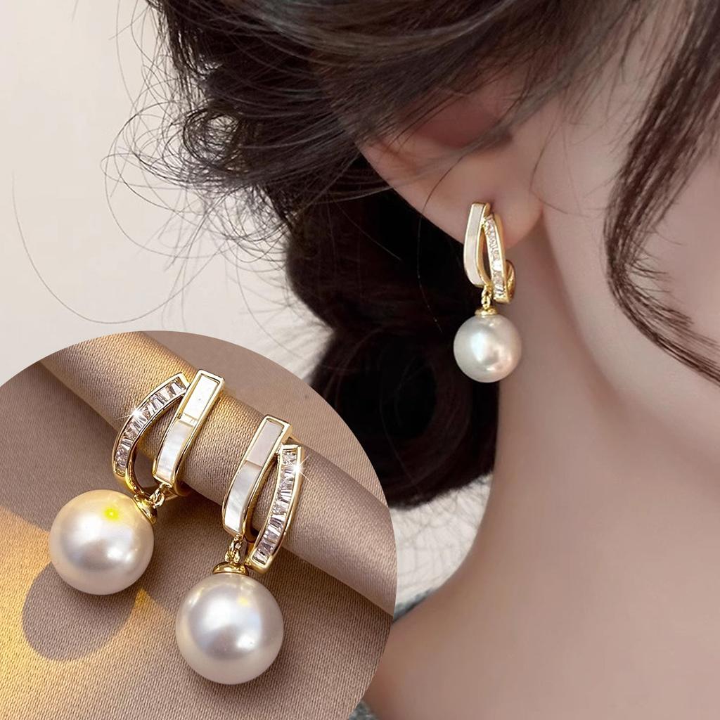 Light Luxury Niche Earrings, High-end Ear Clips, Temperament, Internet Famous Earrings, 2026 New Explosive Earrings, Atmospheric Accessories