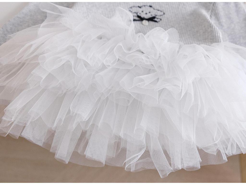 Girls' Cartoon Lace Trim Long-Sleeve T-shirt - Autumn Fashion Casual Top, Versatile Children's Clothing for Age 3