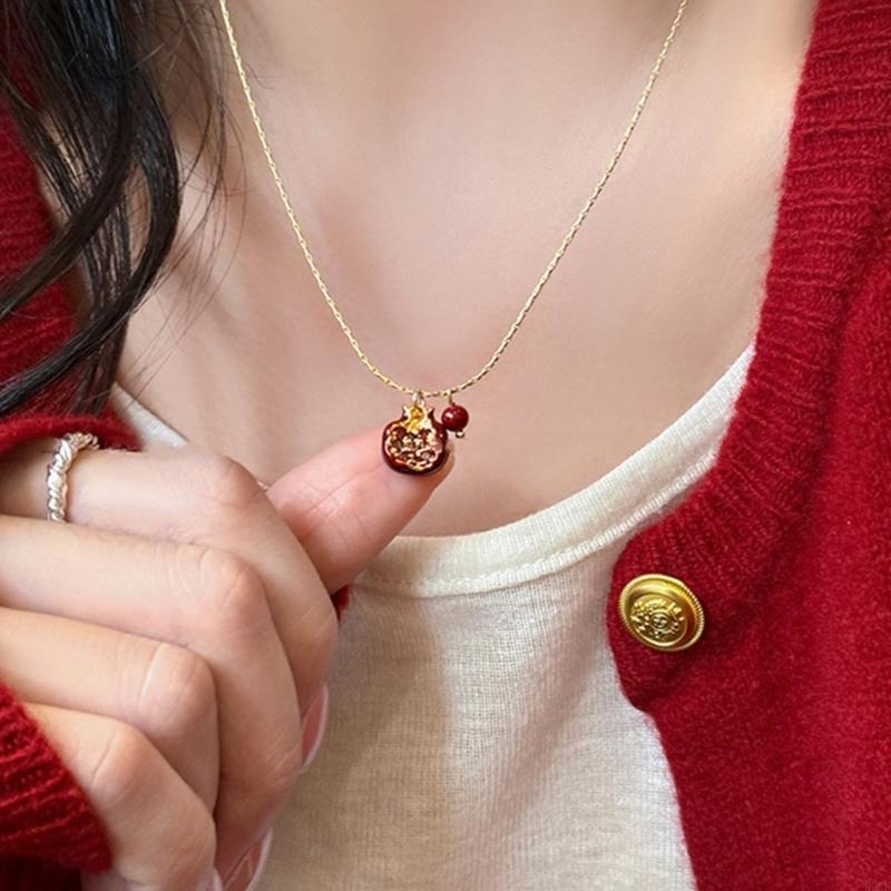 High Quality Alloy Necklace Adornment Featuring Pomegranate Gemstones