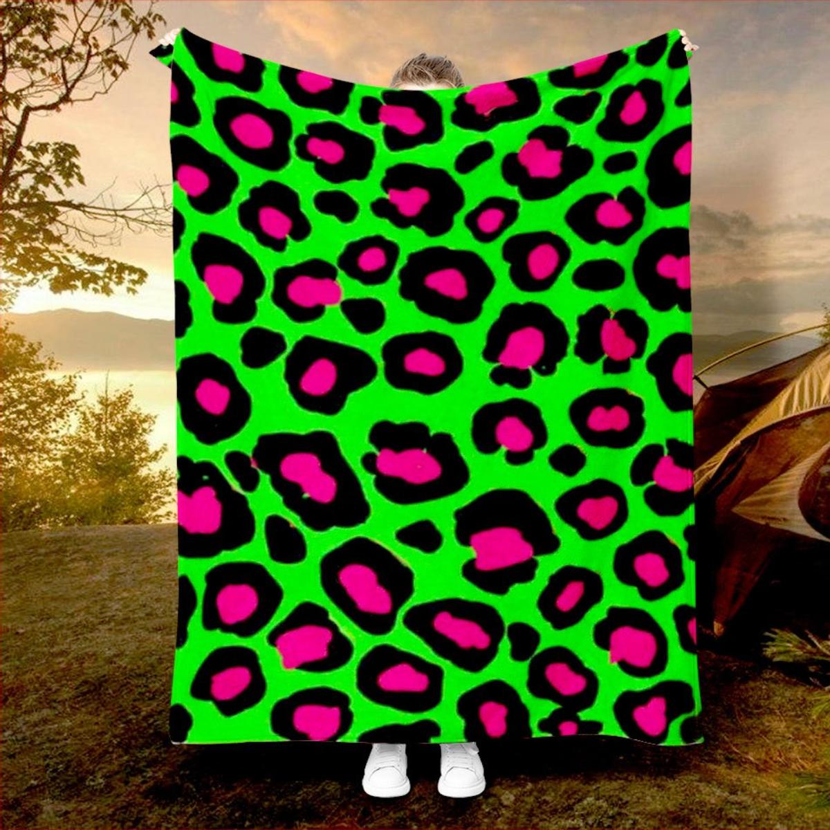 

Golden Classic Retro Fashion Trend Elements Sexy Leopard Green Pattern Flannel Blanket Bed Sofa Office Travel Gift 75x100cm