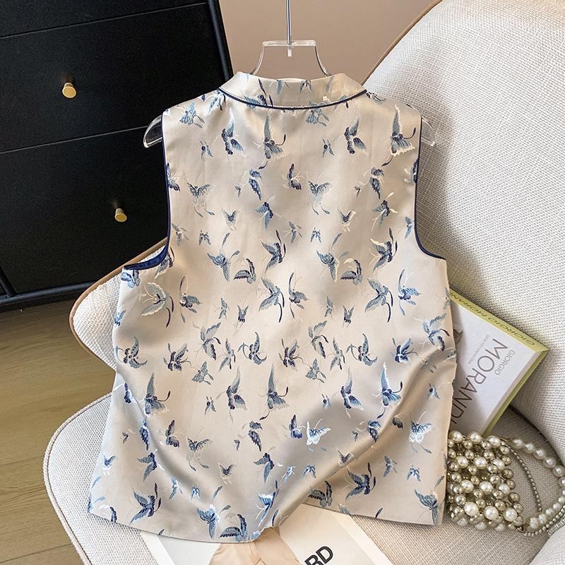 2025 Retro Chinese Style Embroidered Vest with Frog Button - Women's Sleeveless Top for Spring and Autumn