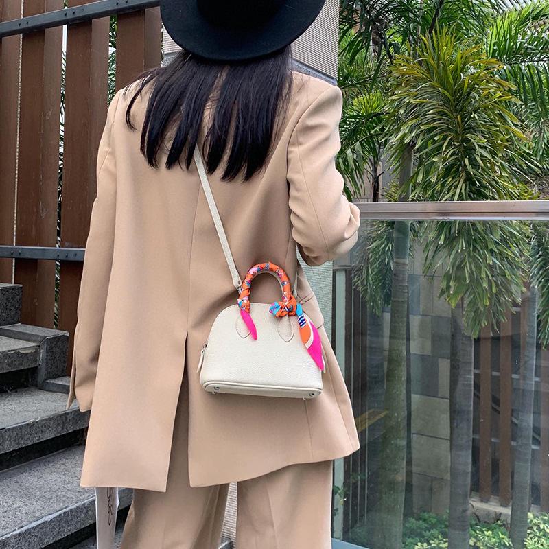 Advanced Niche Hand-held Shell Bag For Women New French Style Top Layer Cowhide Mini Single Shoulder Crossbody Bowling Bag