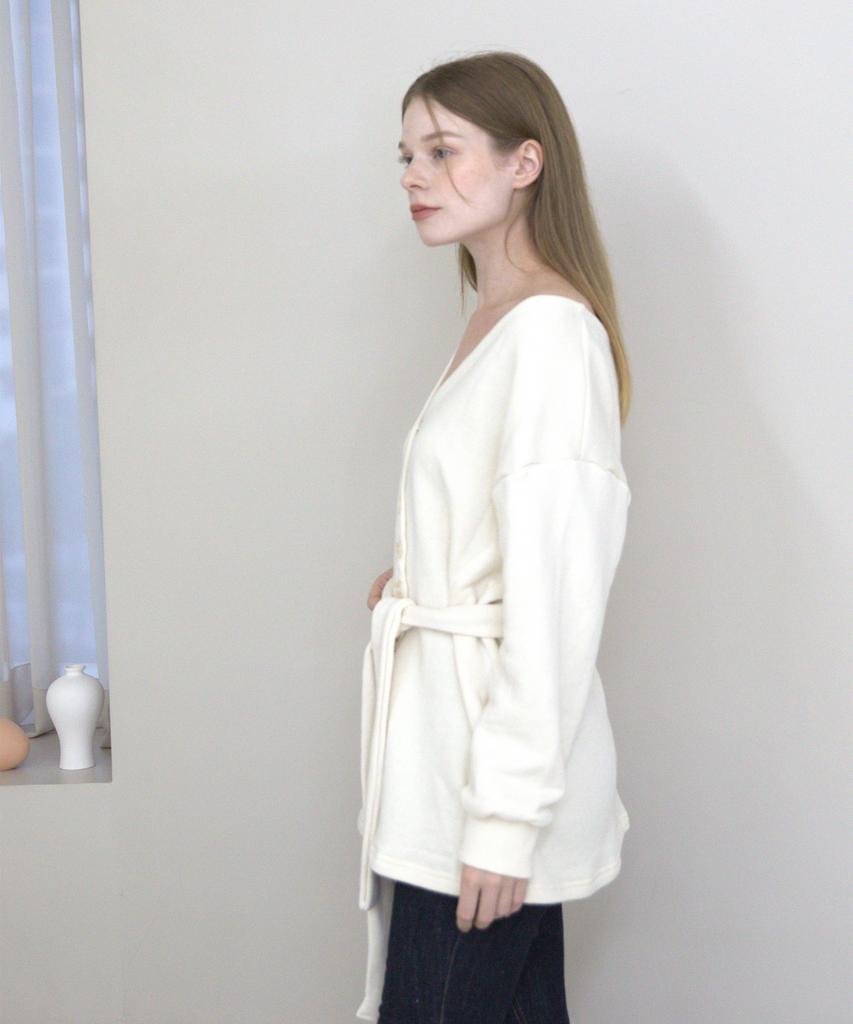 Cattline Off-Shoulder Wrap Strap Cardigan (Ivory)