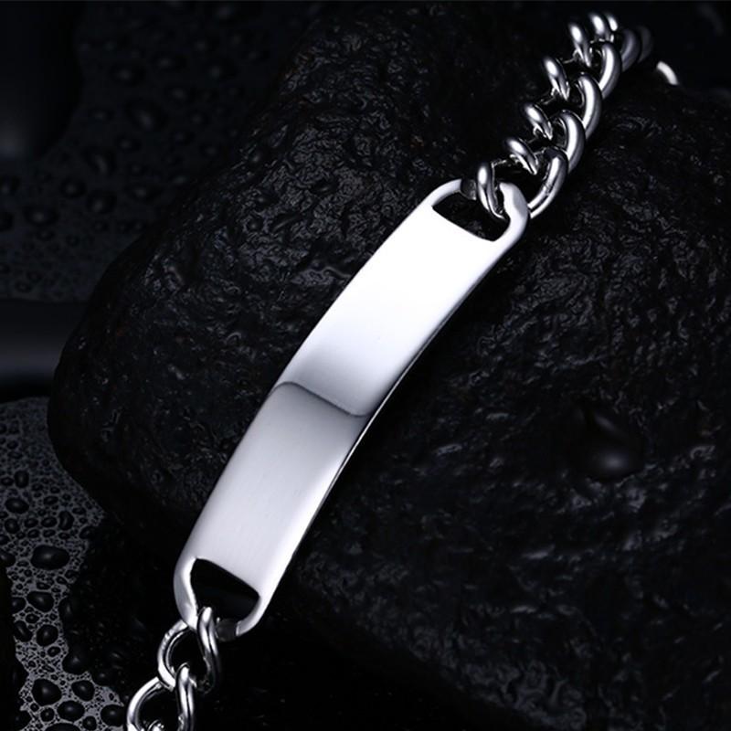 Vnox Personnalisé Gravé Bracelet Barre d'Identité pour Hommes Acier Inoxydable Classique Simple Personnaliser Nom Informations Bijoux pour Homme Cadeau