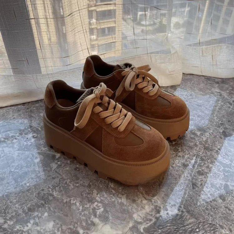 Versiune coreeană pantofi unici muffin cu talpă groasă ușori pentru femei toamnă 2025 nou la modă talpă moale versatil casual cu înălțare pantofi de bord val