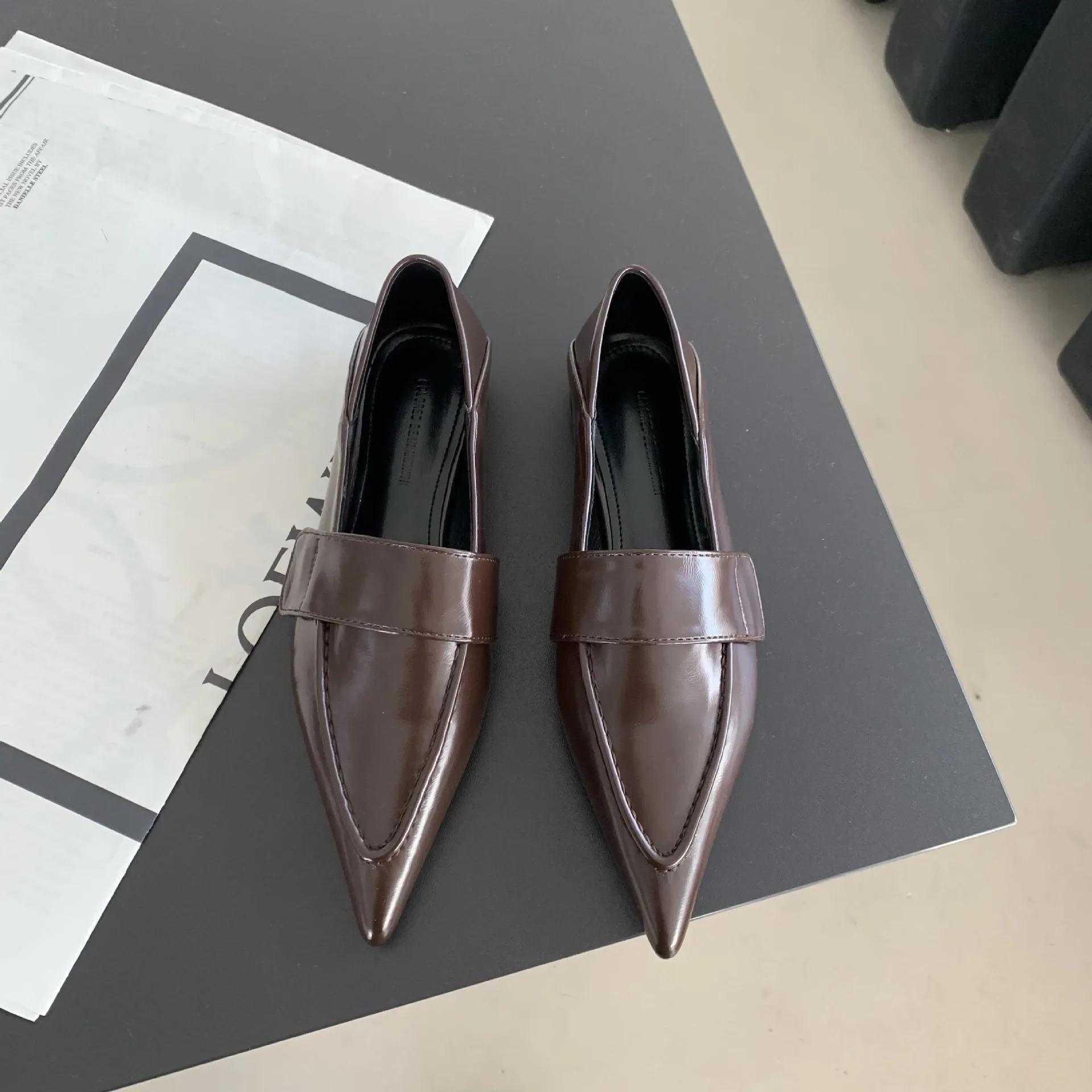 

2024 Новые женские балетки с острым носком, туфли-лодочки, повседневные лоферы, весна-осень, однотонные мокасины на толстом низком каблуке 40 коричневый
