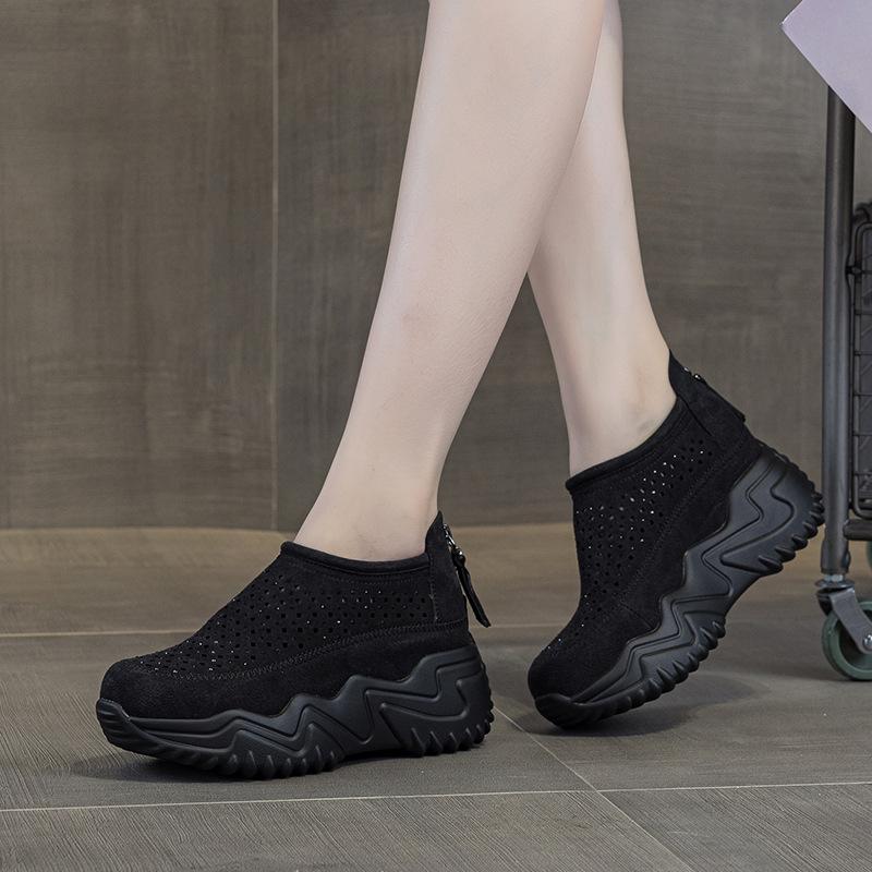 Spring and summer new popular hole casual sandals breathable thick sole heightening versatile hollow casual shoes women 2502