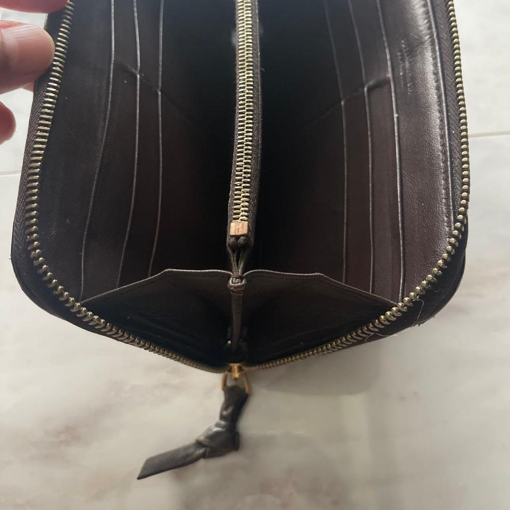 Used Intrecciato round zip long wallet brown