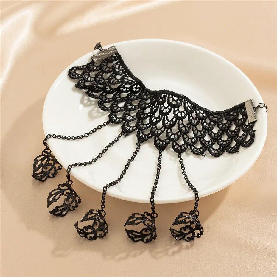 Creative Vintage Black Lace Finger Wrist Chain Rings Bracelets For Women Metal Connecting Hand Harness Bangles Punk Jewelry