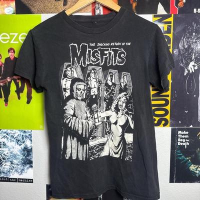 Na górę – T-shirty i koszulki