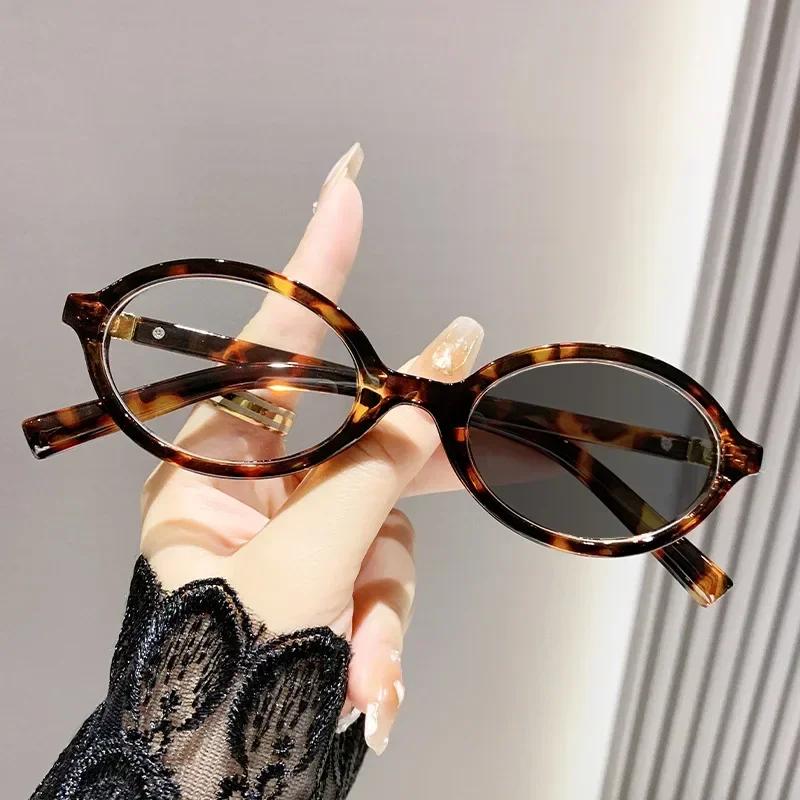 Retro Small Style Oval Light Sensation Ultra Light Unisex Glasses Advanced Mirror Frame Photochromic Anti Blue Light Glasses