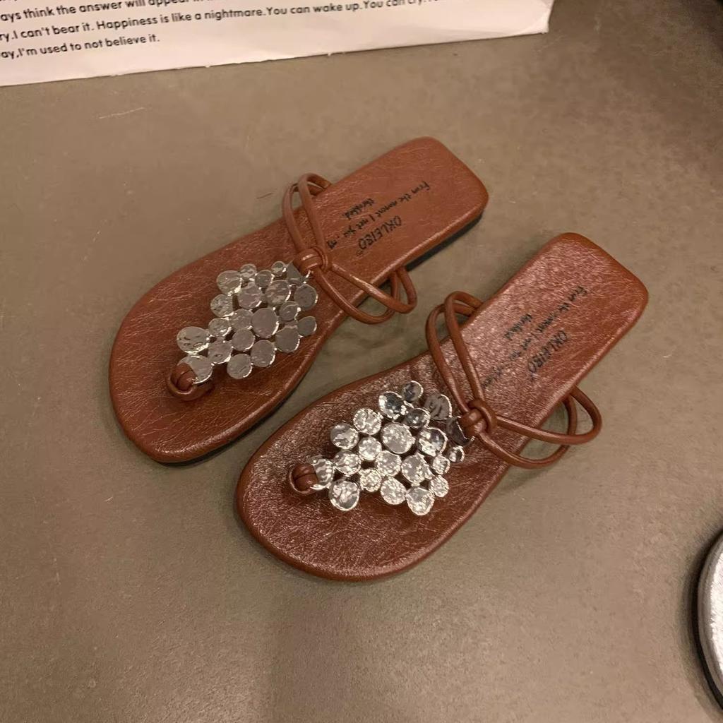 Mezzanine slippers women's spring and autumn 2025 new design sense temperament wear flat sandals women's shoes