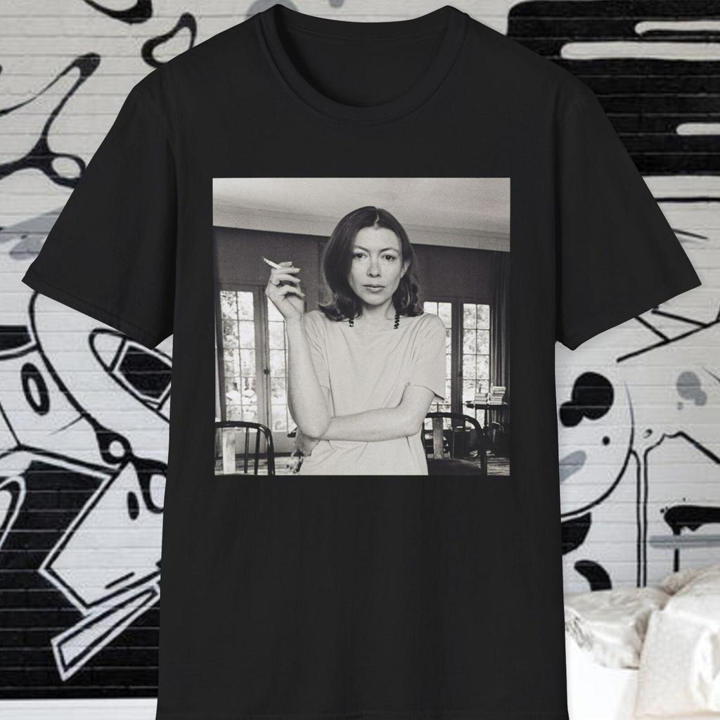 Joan Shirt, ICONIC, But No StIngray | Play It As It Lays, Books, Susan Sontag, Magazine, New Journalism, Capote, Hannah Arendt, Feminist