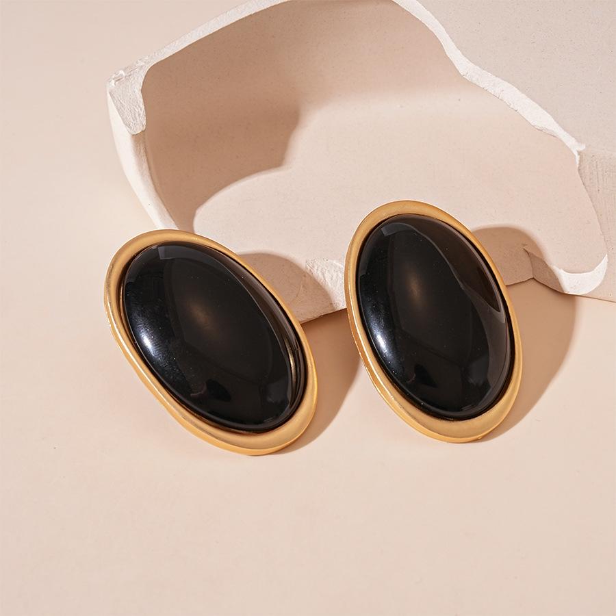 Retro Resin Oval Geometric Earrings with Silver Needle - European American Style, High-End, Unique Personality for Women.