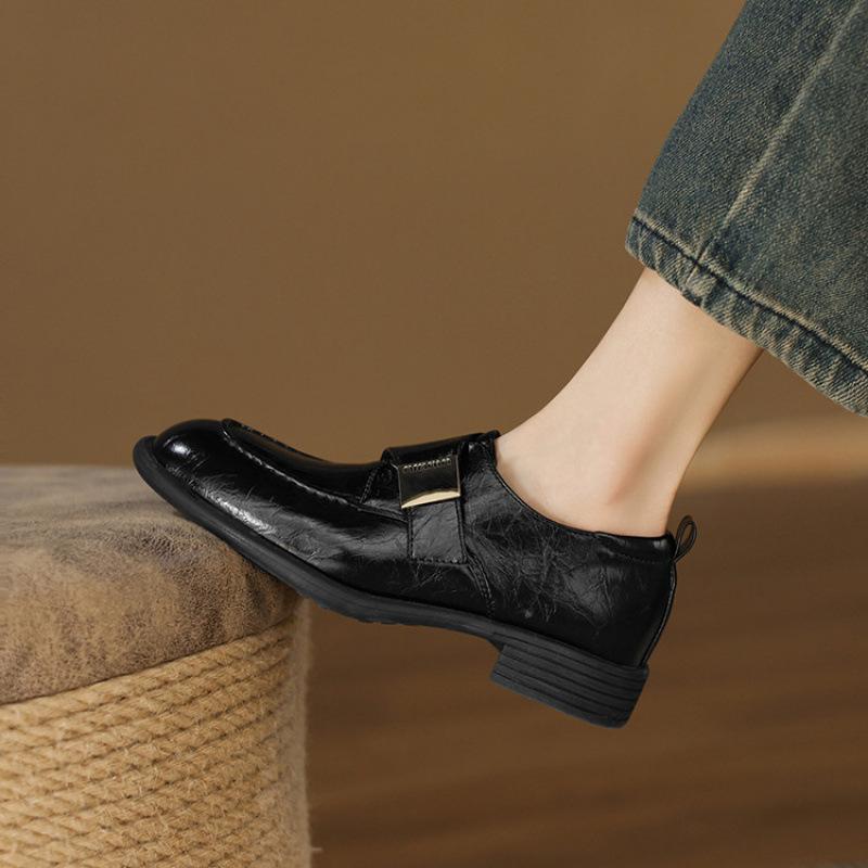 New four-season casual single shoes round head large size shoes rubber soft-soled leather shoes square heel flat shoes one pedal women's shoes