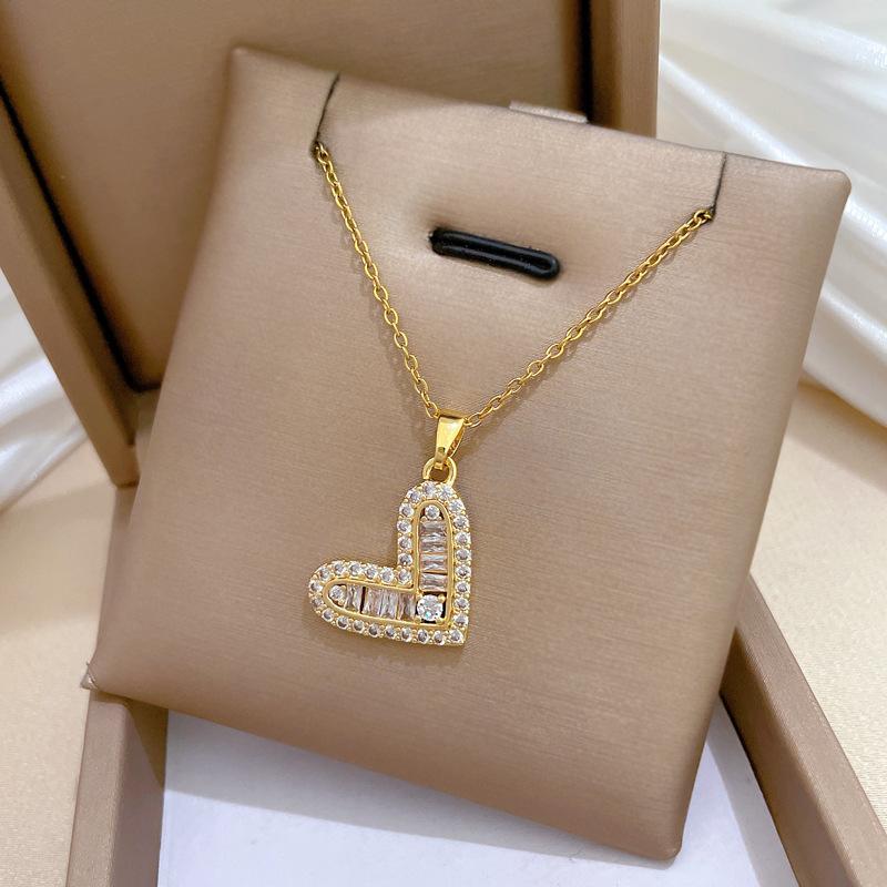 Women s Versatile Love Light Luxury Personalized Necklace A336