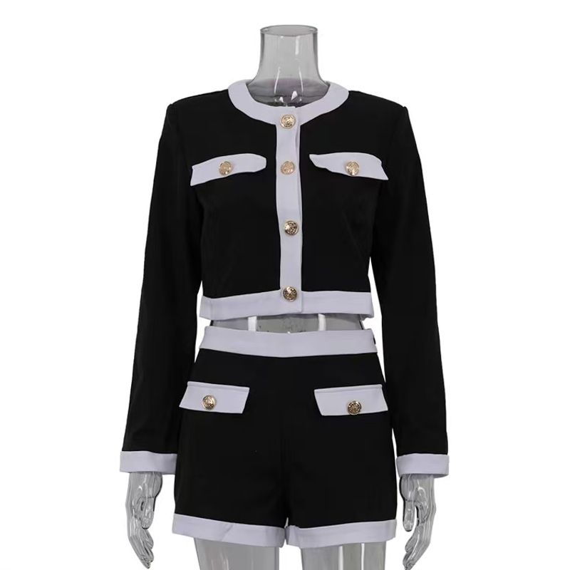 

Fashion Black and White Contrast Color Cardigan Short Top Shorts Suit Cardigan Top and Shorts Set White S