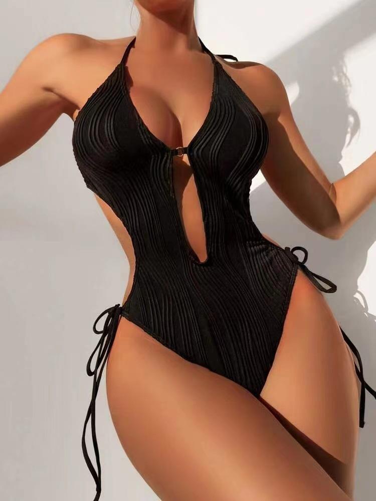 1011 European and American solid-color halter-back empty neck one-piece bikini lace-up and thin beach sexy swimsuit