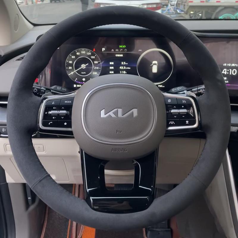 Hand Stitched Non-slip  Leather Car Steering Wheel Cover For Kia Sorento -2024 Carnival -2024 Auto Parts