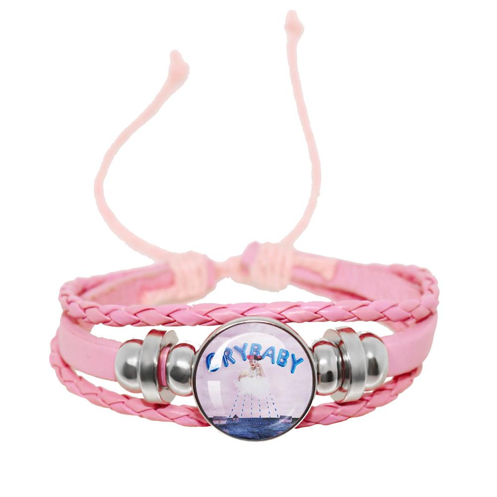 Melanie Martinez Crybaby Braccialetto in Pelle Rosa Cabochon in Vetro Modello Copertina Album Pop Music Braccialetto in Pelle Gioiello Regalo per Fan