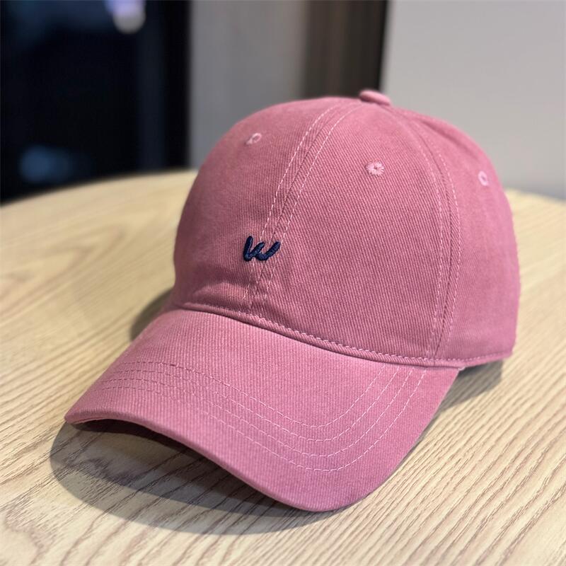 Simple letter W embroidery baseball cap unisex spring and summer breathable sunshade cap showing face small versatile wide brim