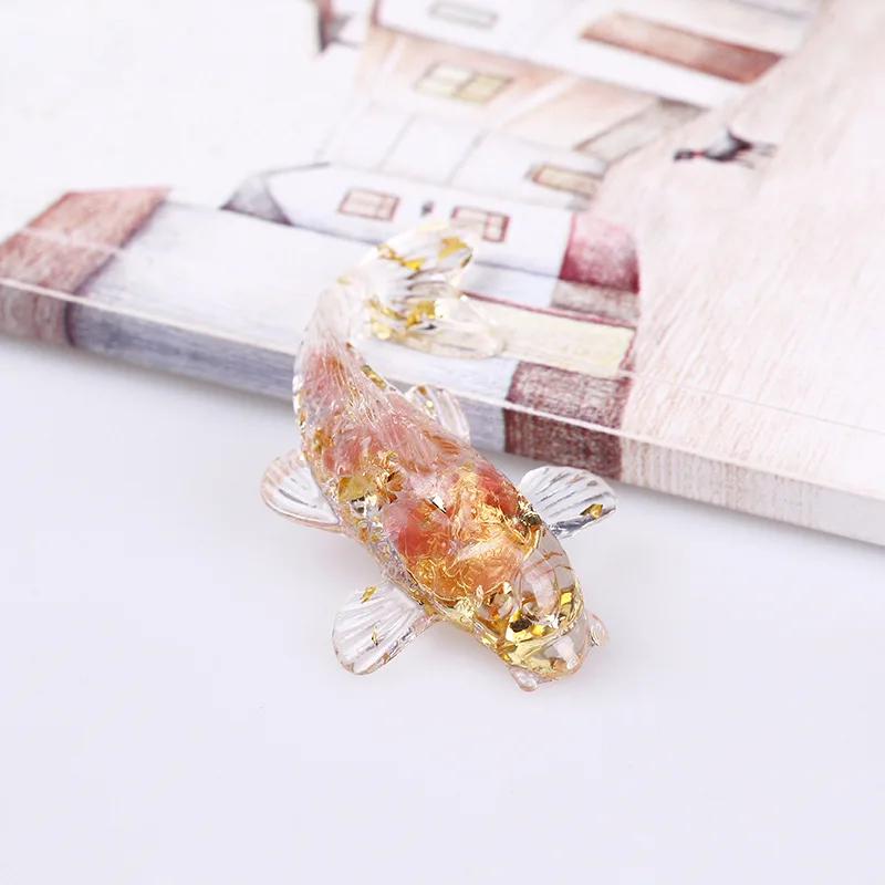 Beautiful Lucky Koi Fish Figurines Artificial Transparent Epoxy Resin Crystal Mini Fishes Desk Decoration Gift for Friend