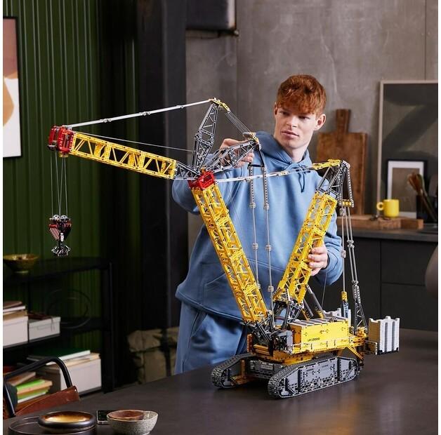 LEGO Technic 42146 Liebherr LR 13000 Crawler Crane
