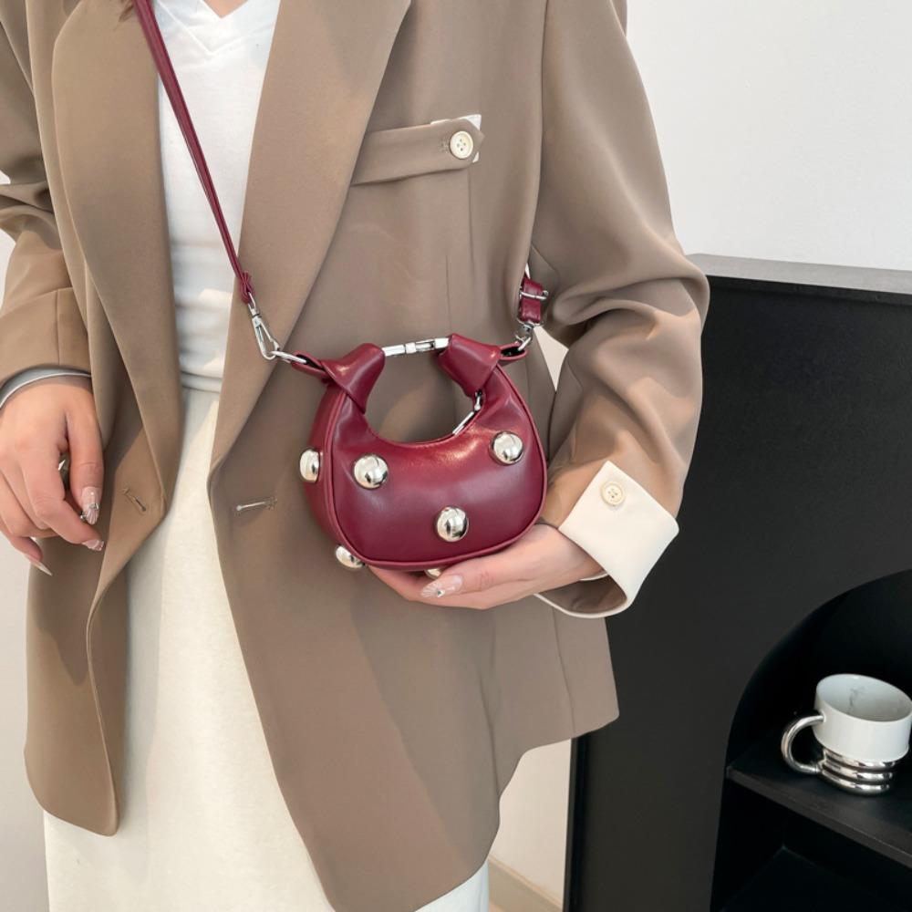 Retro Single Shoulder Bag PU Small Crossbody Bag Fashion Mini Riveted Handbag  Travel
