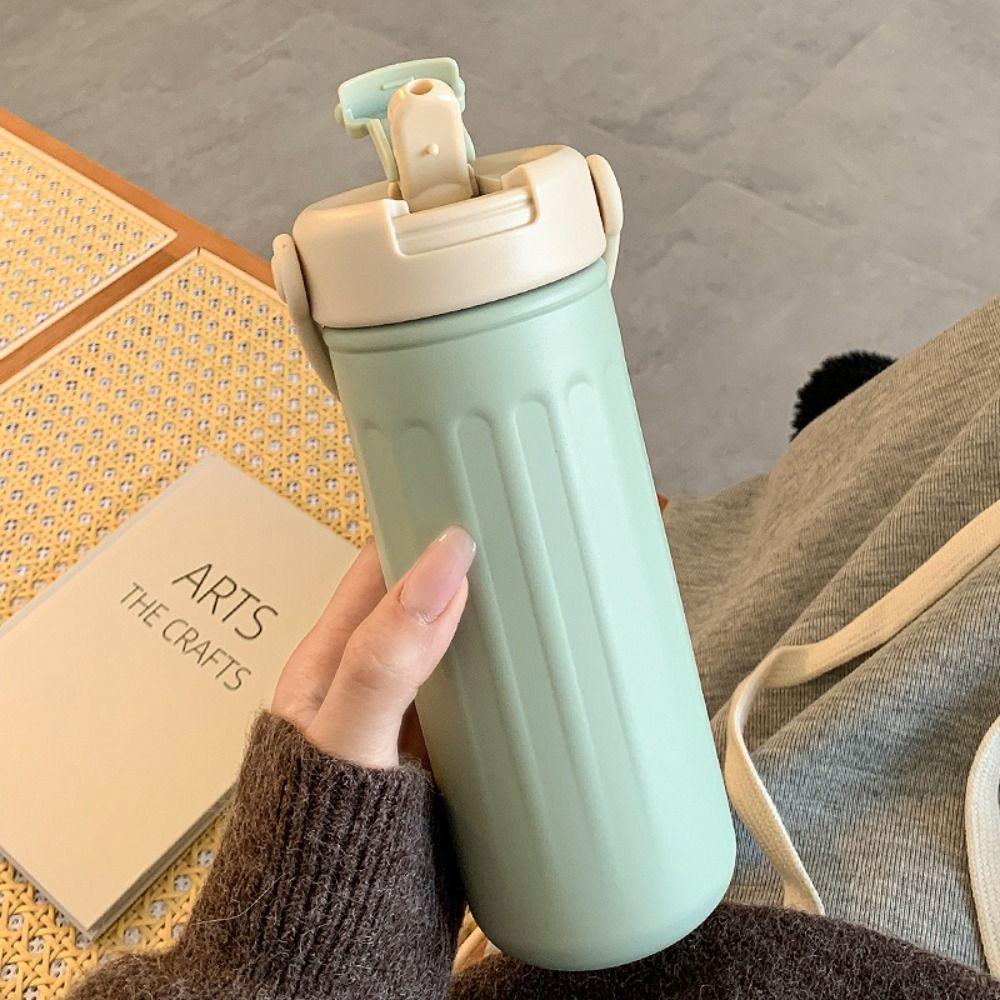 High-Capacity Stainless Steel Thermos Cup Insulation Or Cooling Straw Travel Cup  Outdoors