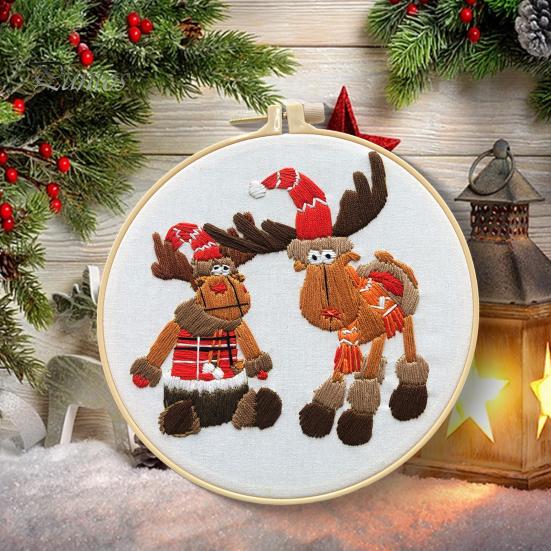 

Рождественский набор для вышивания. Набор для вышивки своими руками с пяльцами, иглами и нитками. Набор для вышивки на рождественскую тематику с подробными инструкциями.