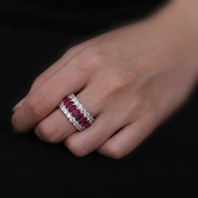 Mujing High-End Simulated Diamond Gemstone Ring for Women - Micro-paved Zircon.