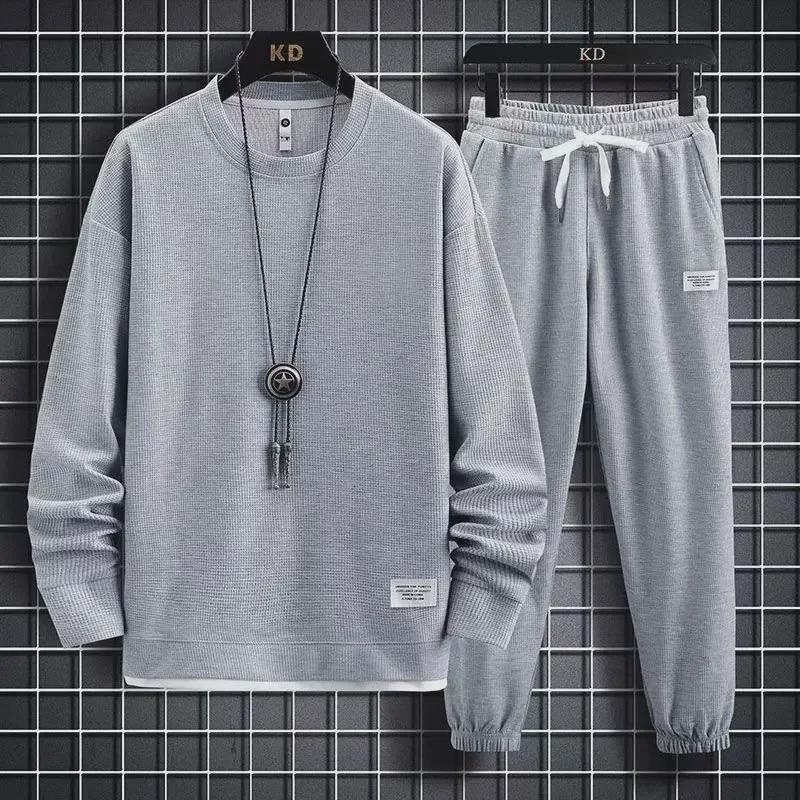 Men's Long-Sleeve Tracksuit: Includes Round Neck Sweatshirt and Winter Base Layer Shirt – Perfect for Spring, Autumn, Winter Casual Wear.