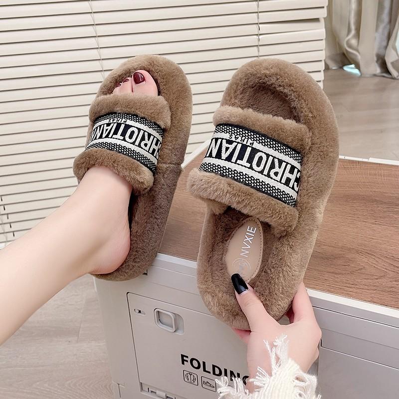 Fashion 2025 High Quality Ladies Platform Slippers Fashion Letter Flip Flops High Quality Lightweight Height Increasing Cotton Slippers
