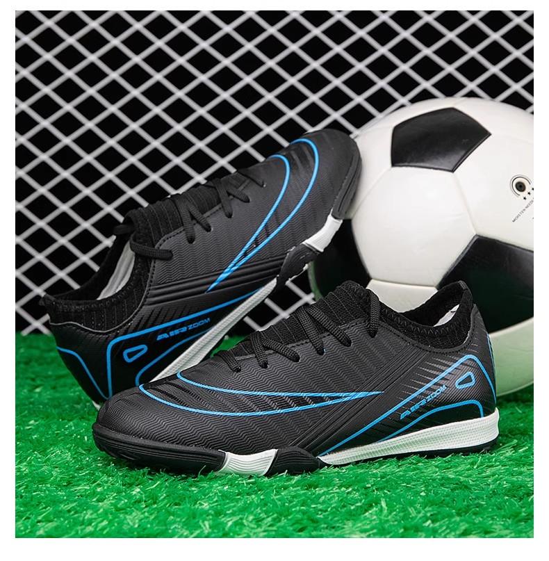 Summer New Arrivals Hot-selling Training Soccer Shoes Unisex Lightweight and Breathable Professional Training Footwear