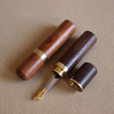 Ahşap İğneler Tutucu Kürdan Tüpü El Dikiş İğneleri Durumda Ahşap Kutu Depolama Tüpü
