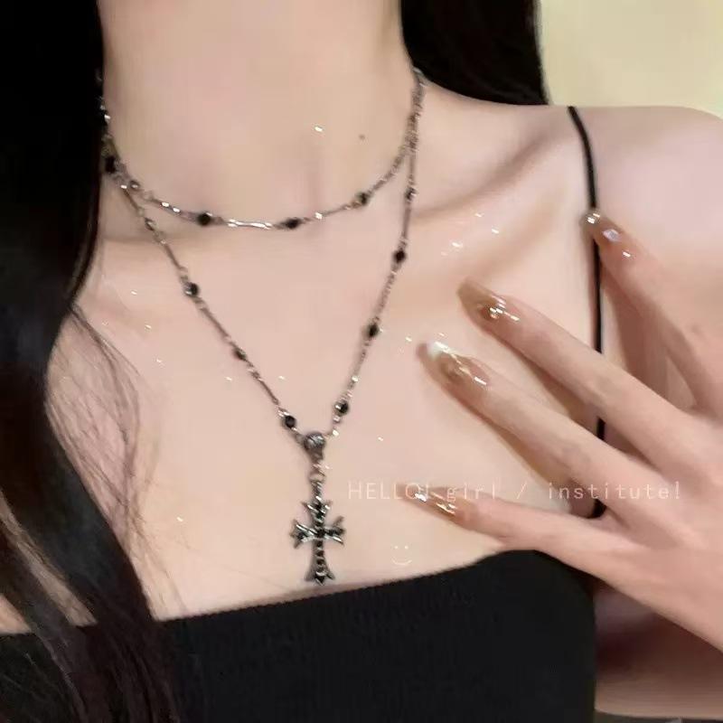 Pearl Love Necklace Small Design High Sense Simple Temperament Clavicle Chain Women's Bow Light Luxury Exquisite Neck Chain Tide