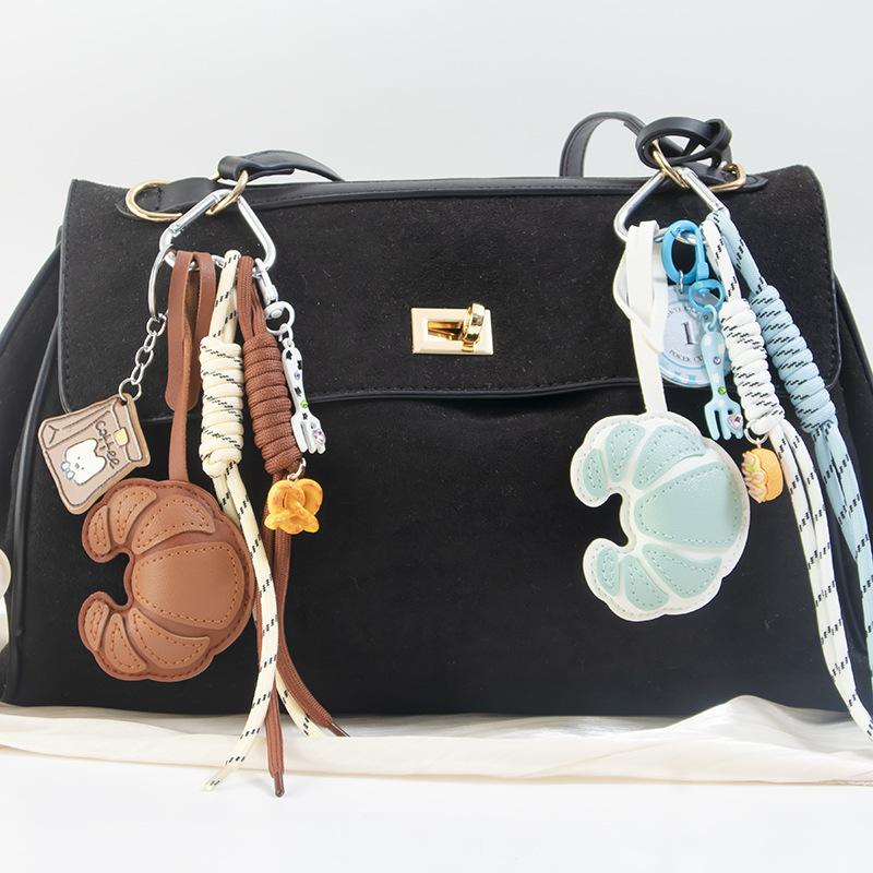 Trendy Croissant Woven Rope Keychain Creative Versatile Keyring Bag Pendant Y2K Vintage Pu Leather Key Hanging Decoration Gifts