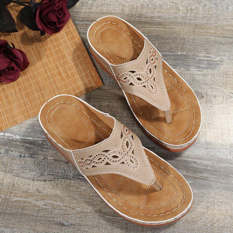 2022 Summer Rhinestone Thick Sole Plus Size Sandals