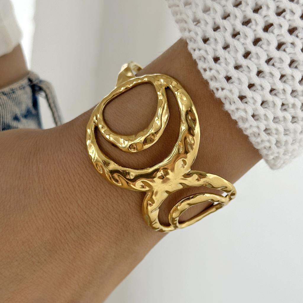 Vintage Stainless Steel Wide Cuff Bangle for Women Gold Color Starfish Flower Heart Open Chunky Exaggerated Bracelet Jewelry