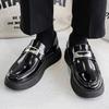 Mocassins décontractés à enfiler tendance Chaussures en cuir brillant pour hommes Chaussures de soirée de mariage tendance Chaussures plates de créateur pour hommes 2025 Nouveauté