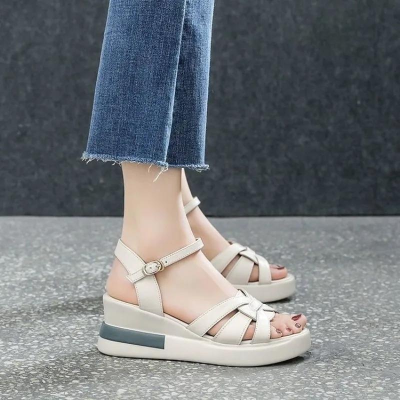

Fashion 2025 Summer NewWomen s Sandals Casual Retro Hollow Button Sandals Women s Open-toe Sandals Fashion Comfortable Slope Heel Sandal 40 белый