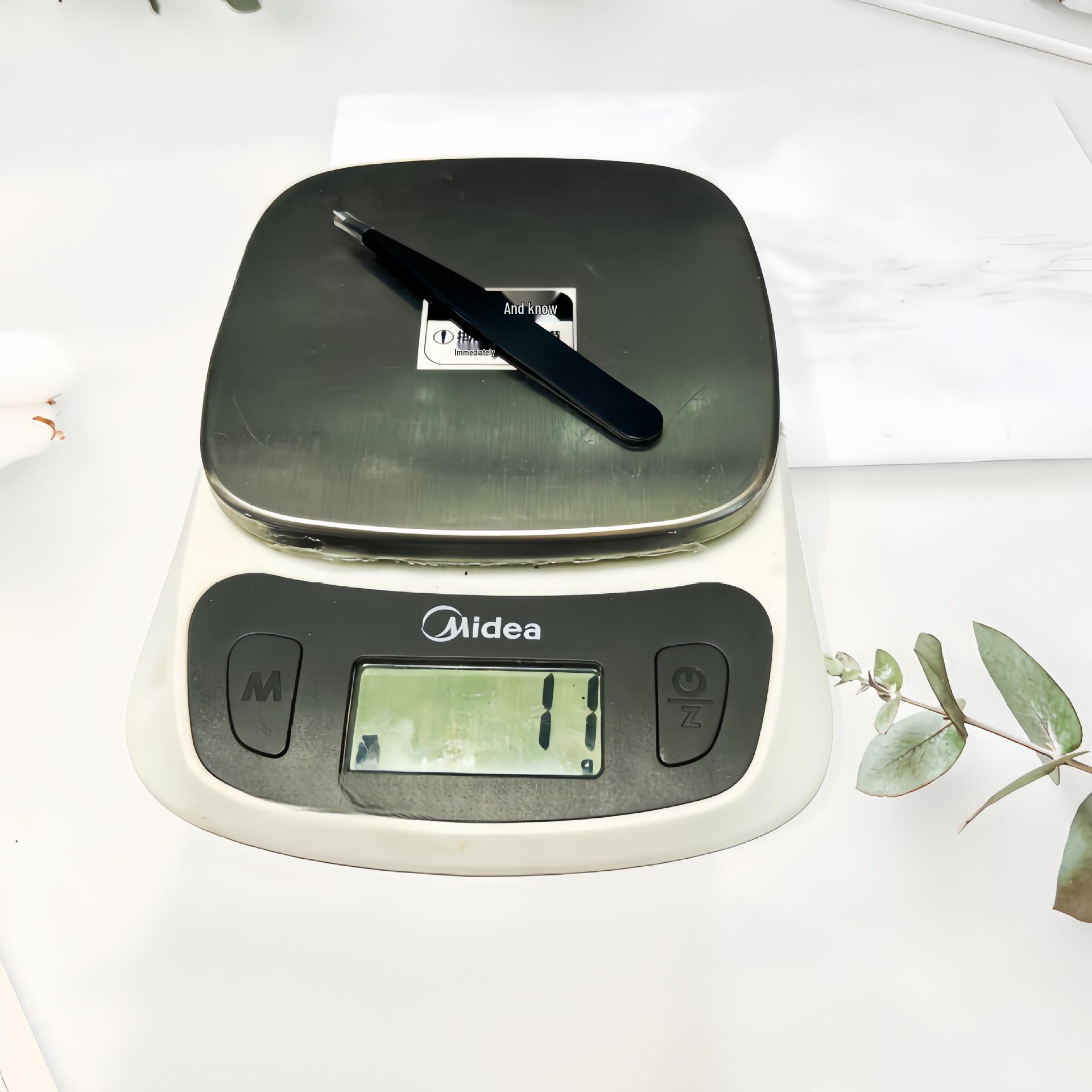 

Набор прецизионных пинцетов для бровей и бороды с плоской головкой, скошенным кончиком и лентой для век