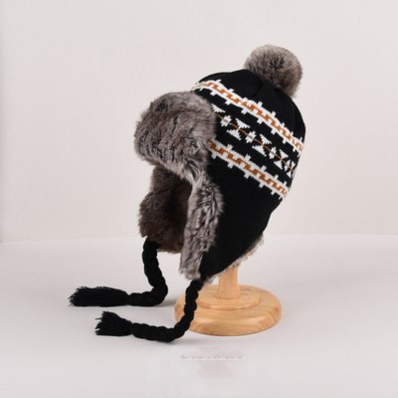 

Вязаная шапка Lei Feng женская зимняя милая теплая защитная шапка для ушей мужская холодная утолщенная плюшевая шерстяная шапка One Size чёрный