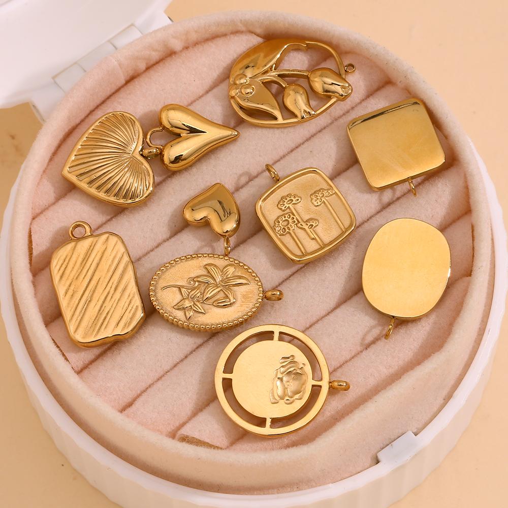 MamacitaSlay Elegant Vintage Tulips Lily Heart diy charms 18k gold plated charms for jewelry making Waterproof Necklaces Pendant
