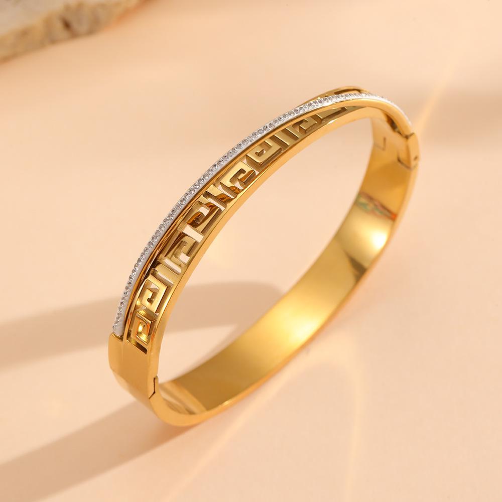 Retro Geometric Titanium Steel Bracelet with Woven Pattern & Rhinestones for Women