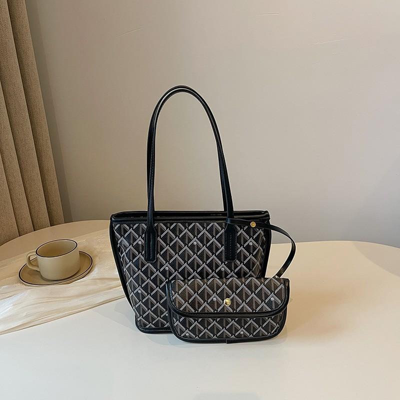 Large Capacity Commuter Shoulder Bag Women