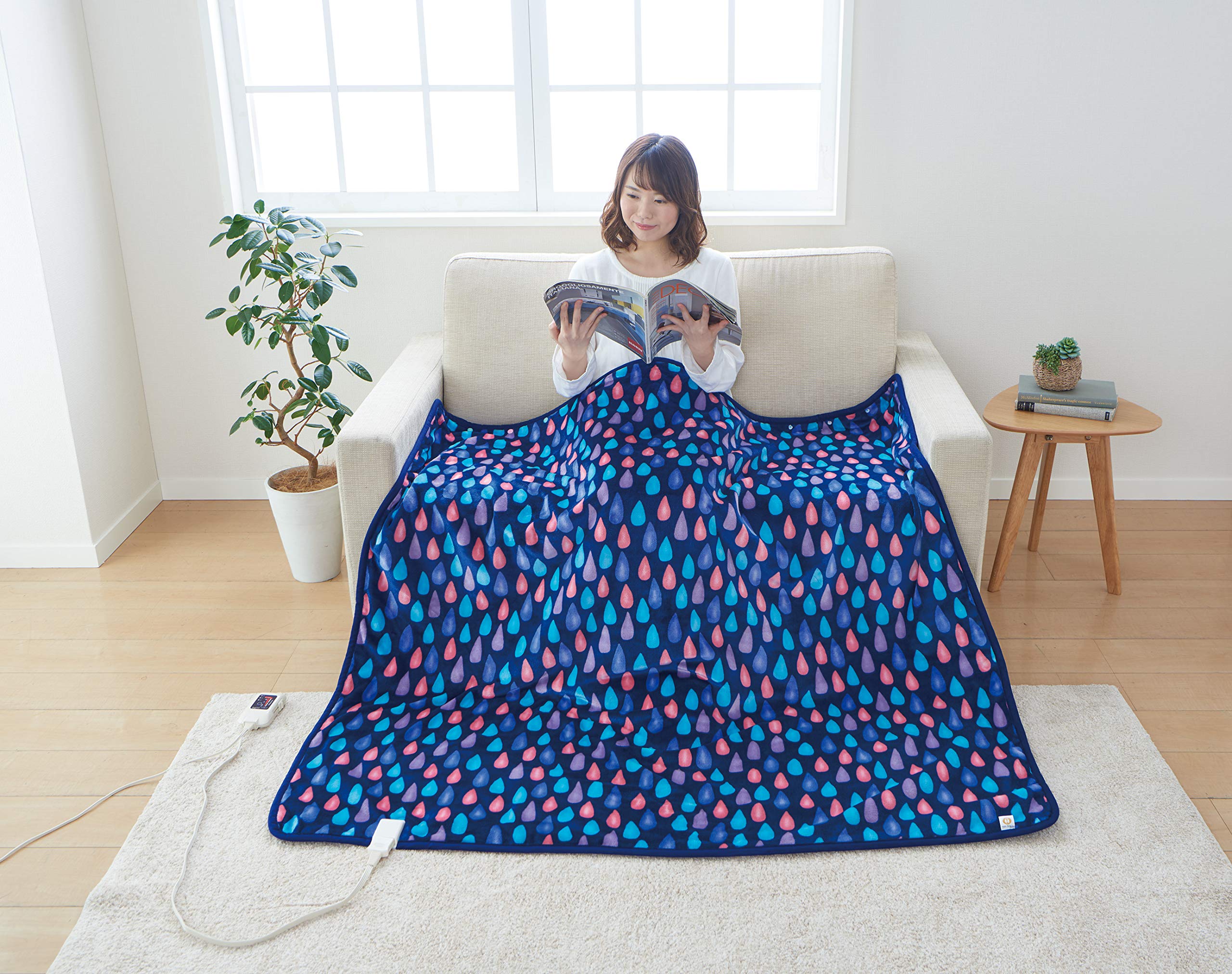 Sugibo Hot Blanket Wide x 140 featuring a stylish Raindrops made in Midnight (140 cm), design, Japan, SB20BW13(MB), Blue.
